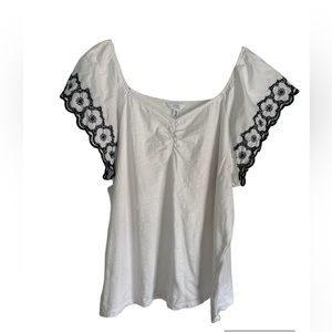 White off shoulder blouse. XXL